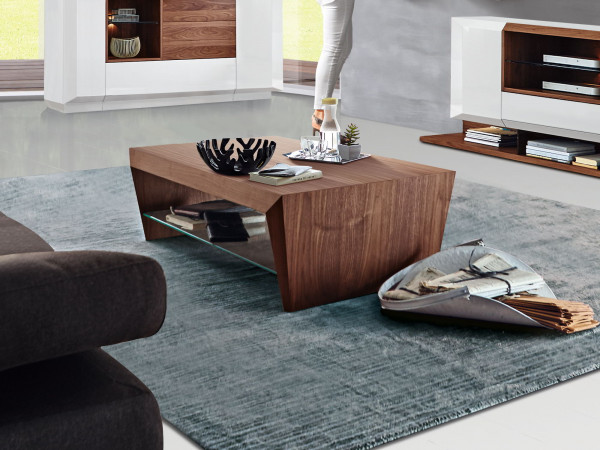 Couchtisch MONDO PRISMA PLUS in Nussbaum aus Furniert