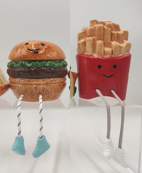 Dekoobjekt FAST FOOD in mehrfarbig aus Polyresin