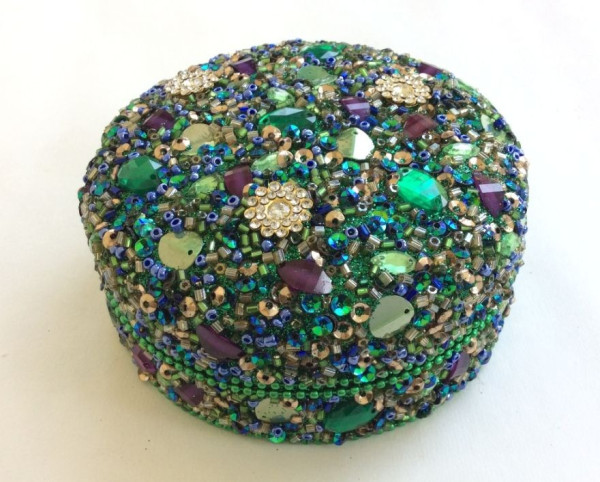 Dose PAILLETTEN in bunt aus Kunststoff